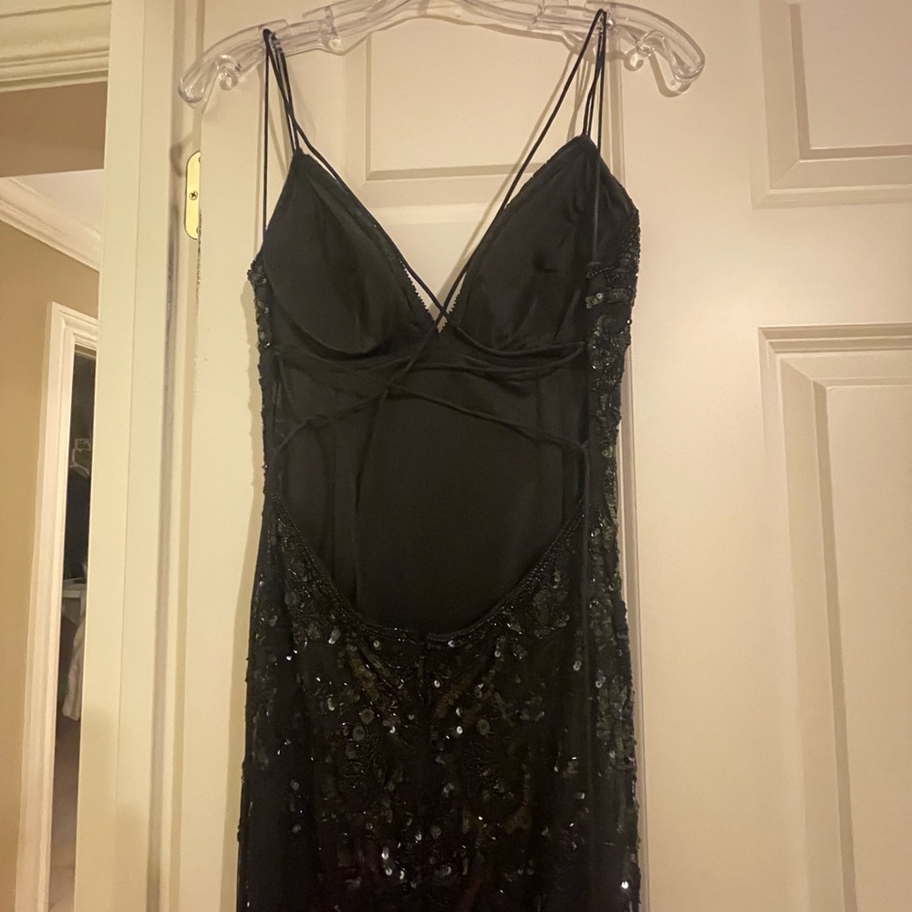 Sherrie Hill black Prom dress 54329 Beaded gown with deep 
V-neckline Sz2 Black - Picture 13 of 16